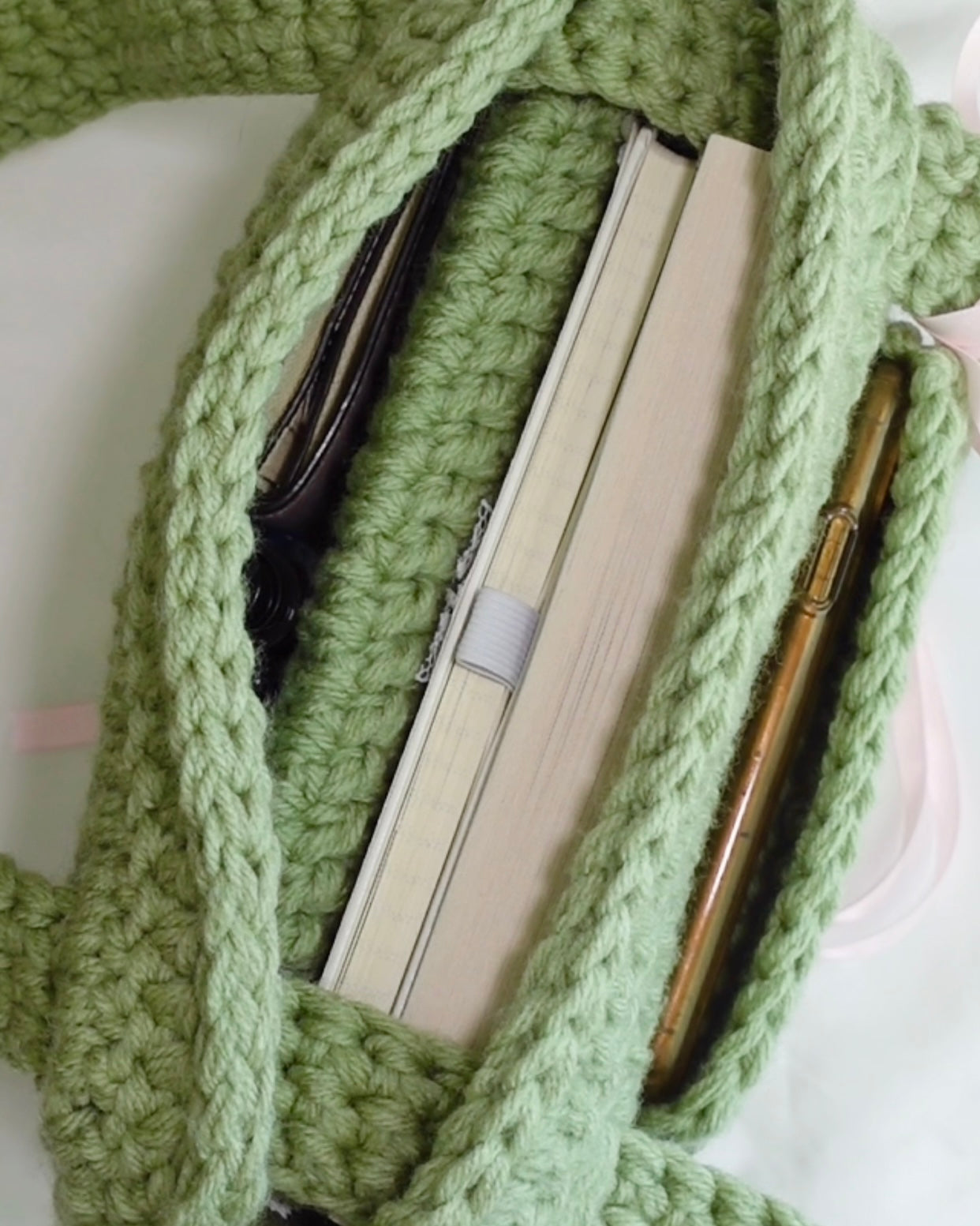 crochet booksleeve + bag