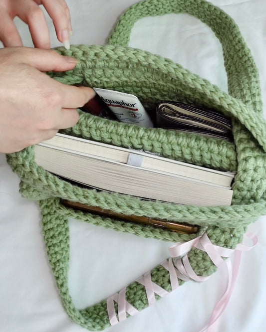 crochet booksleeve + bag