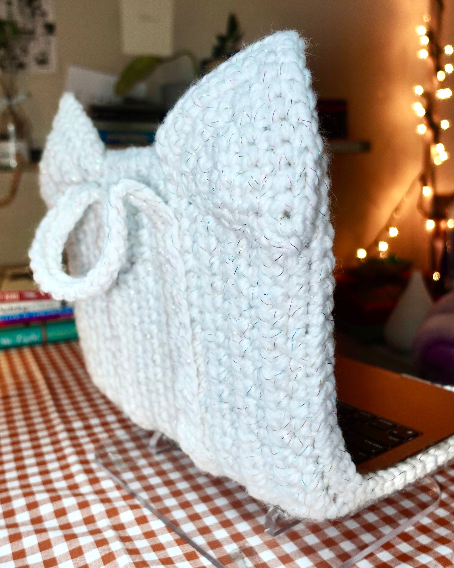 Glittery White Cat Crochet Laptop Bag